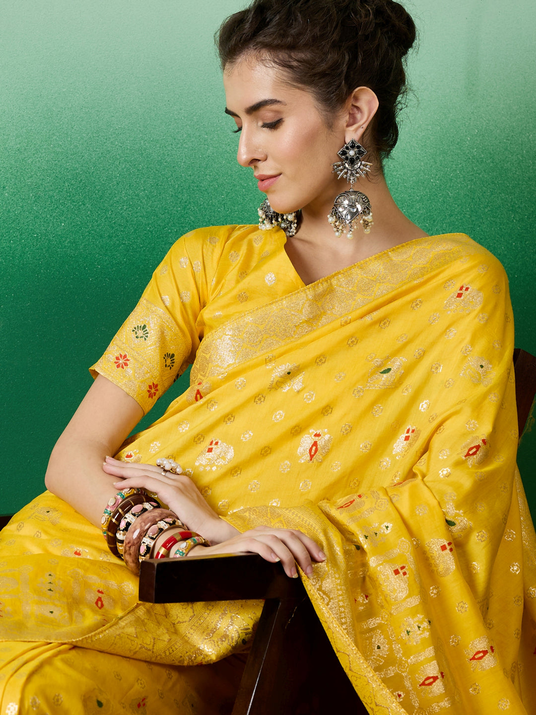 Elegant Wevon Jacquard Designer Saree | Banarasi Silk & Dola Cotton Blend