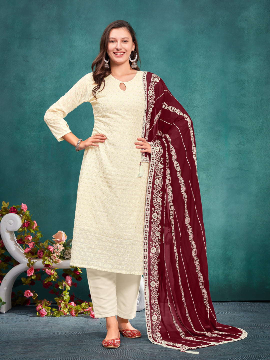 Elegant Off White Georgette Salwar Kameez with Intricate Embroidery and Matching Dupatta