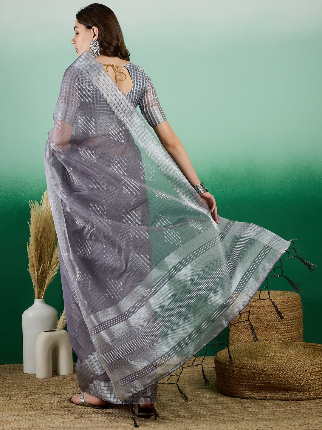 Radiant Khadi Organza Saree with Blouse | A Stylish and Sophisticated Choice