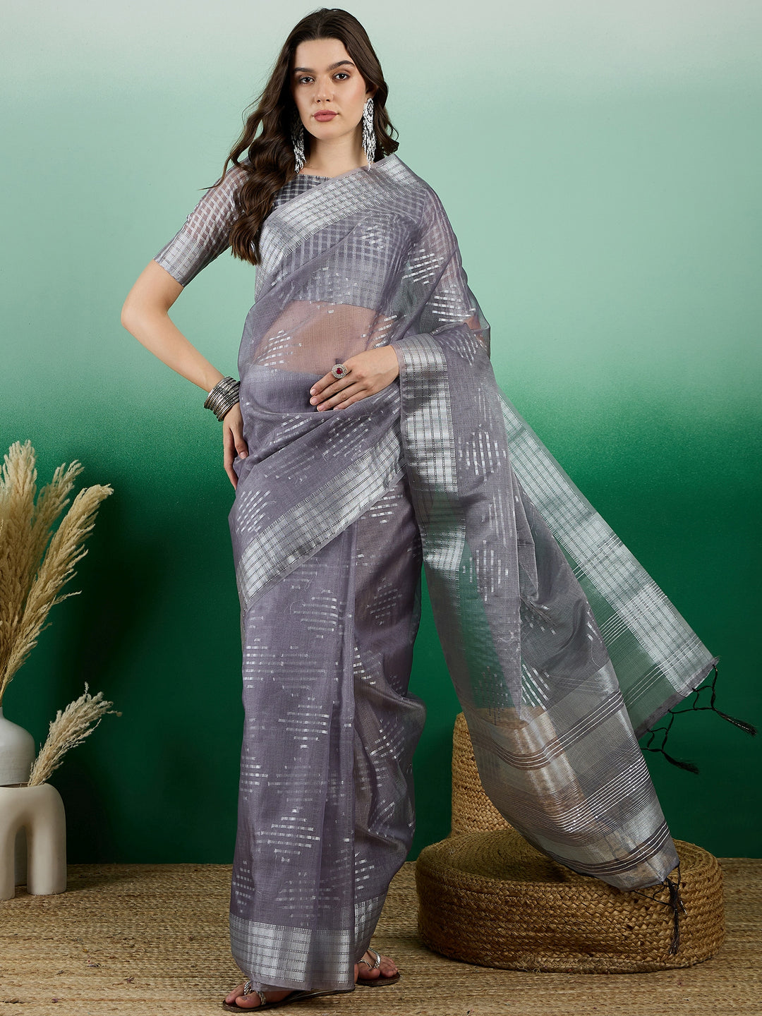 Radiant Khadi Organza Saree with Blouse | A Stylish and Sophisticated Choice