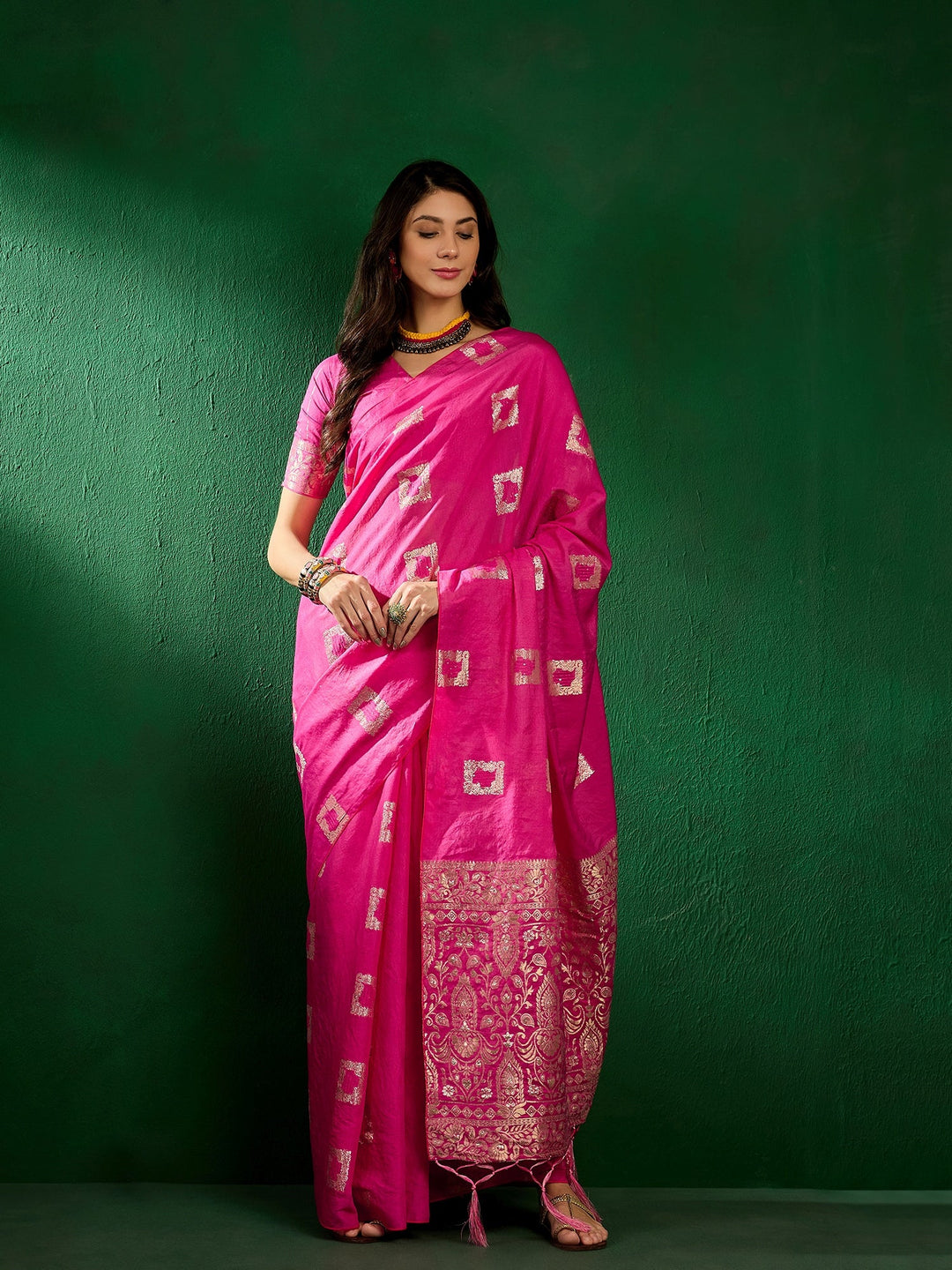 Elegant Art Silk Saree with Woven Jari Design | Perfect for Weddings & Festivals