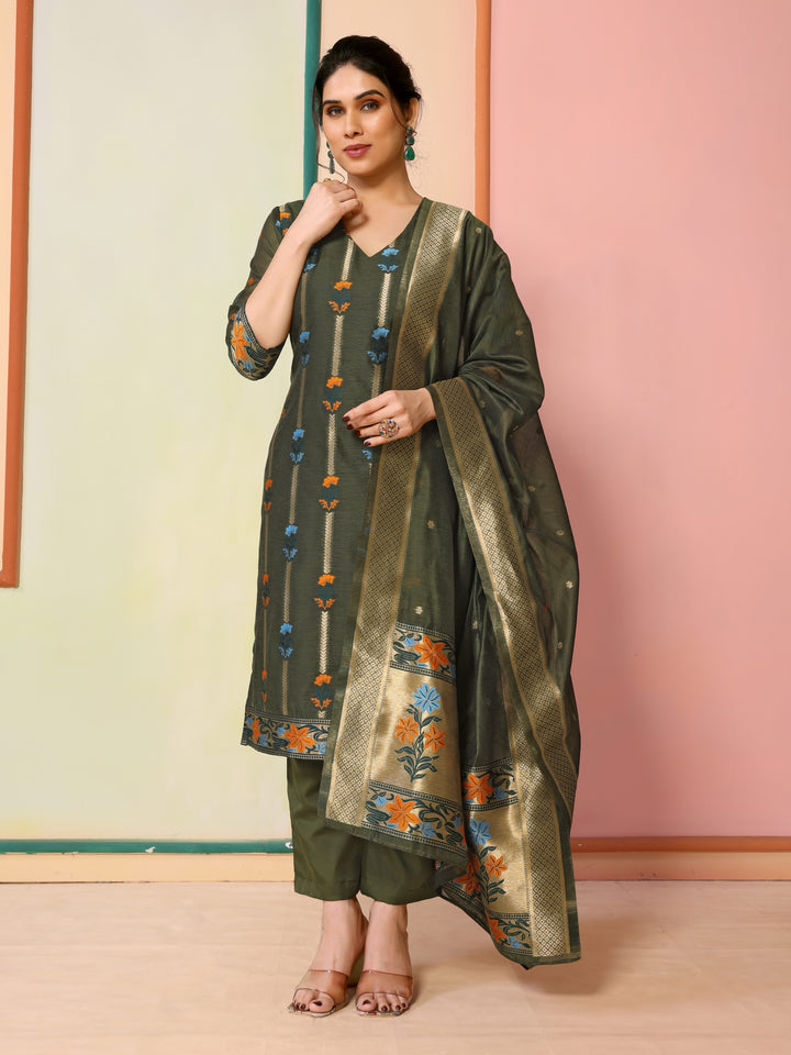 Stunning Chanderi Salwar Kameez with Gold Embroidery | Perfect for Festive Wear