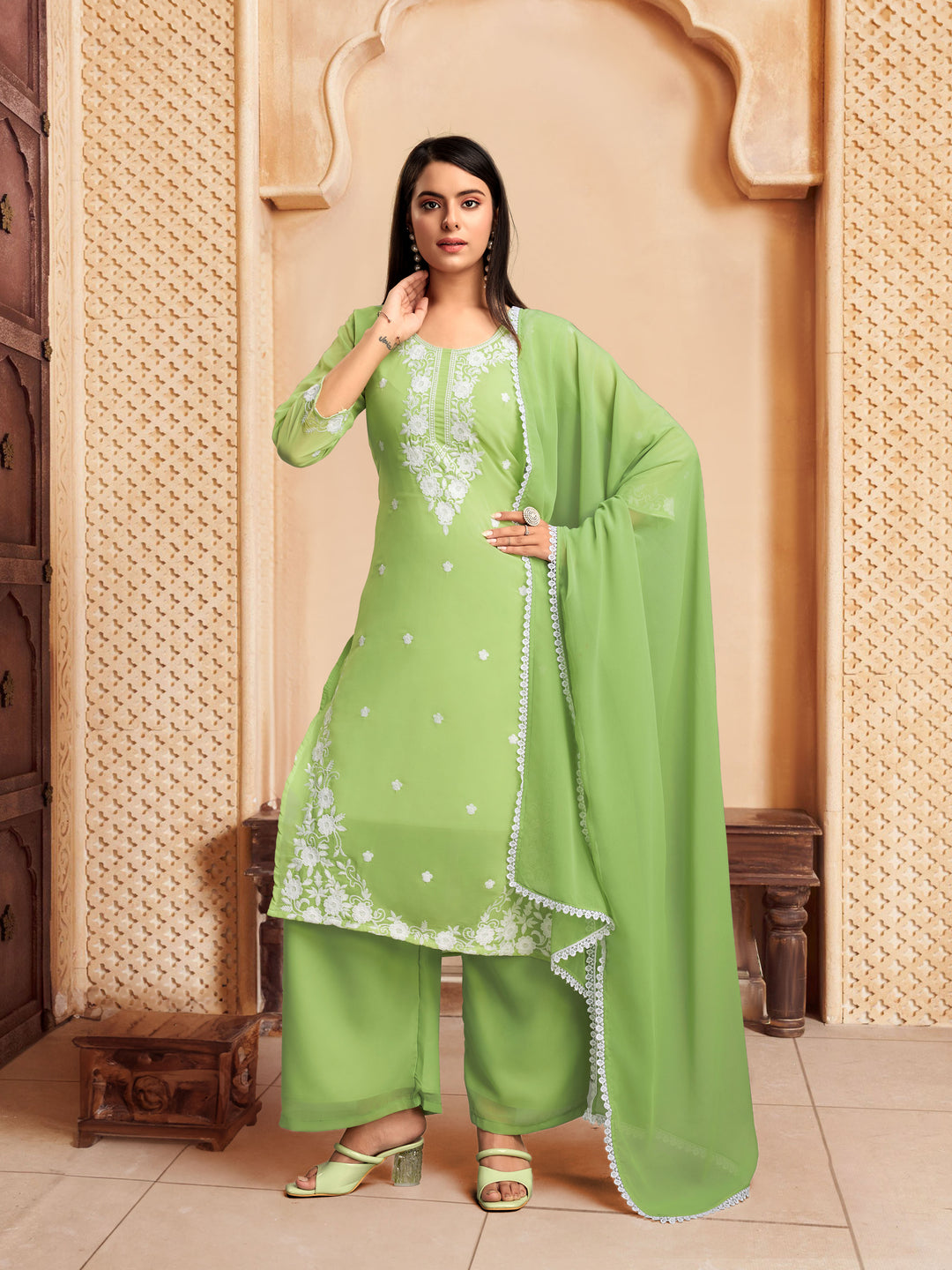 Elegant Georgette Salwar Kameez with Intricate Embroidery and Matching Dupatta