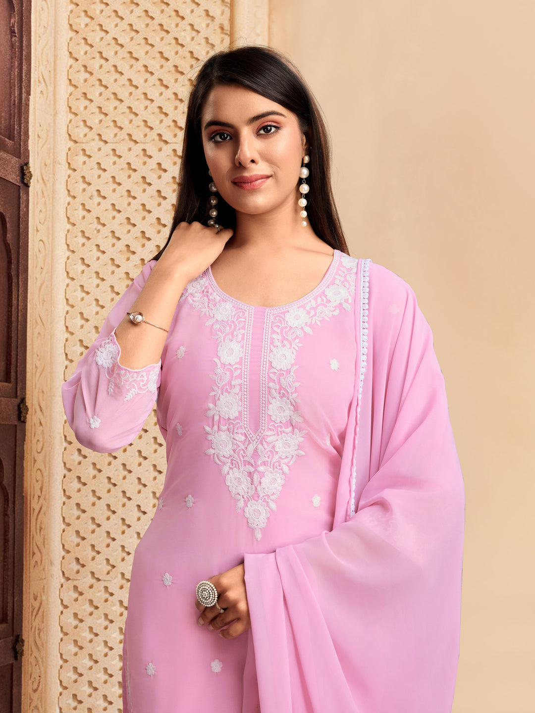 Elegant Georgette Salwar Kameez with Intricate Embroidery and Matching Dupatta