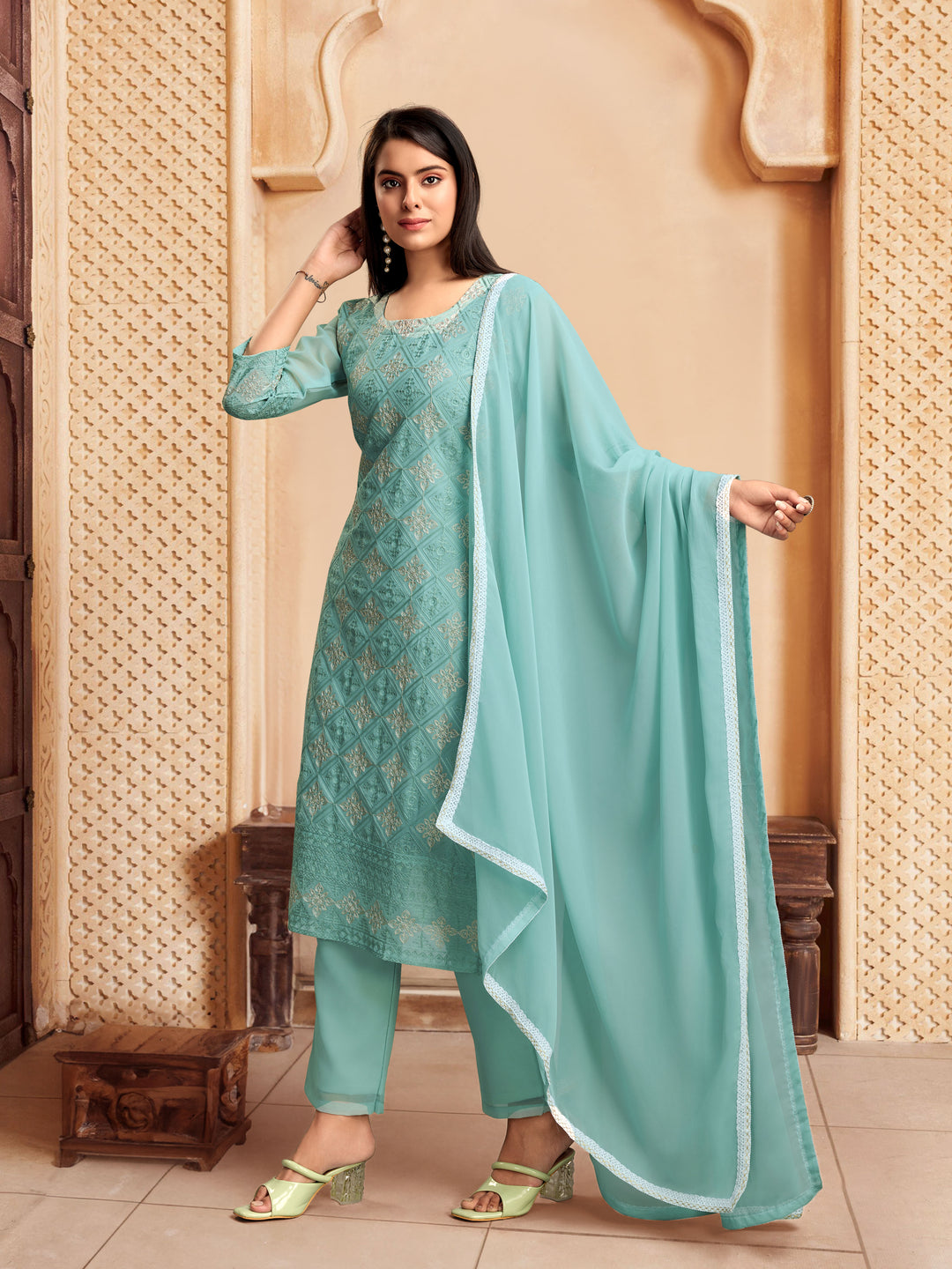 Elegant Georgette Salwar Kameez with Intricate Embroidery and Matching Dupatta