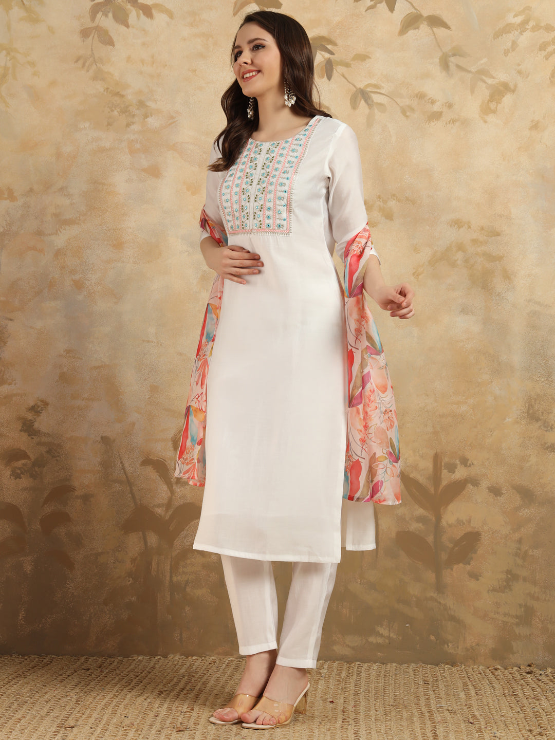 Elegant Chanderi Salwar Kameez with Intricate Embroidery | Perfect for Festive Celebrations and Traditional Occasions