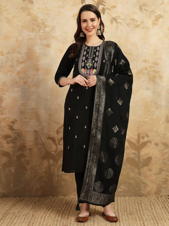 Graceful Chanderi Salwar Kameez with Elegant Embroidery | Perfect Ethnic Attire for Festive and Party Wear