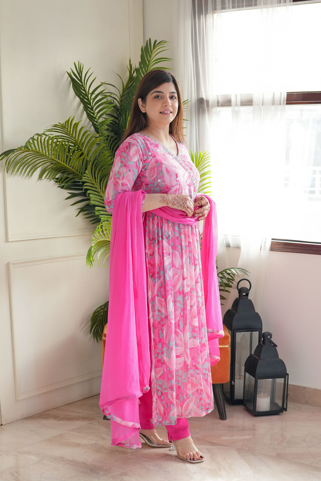 Elegant Pink Georgette Salwar Kameez with Floral Print | Stylish Ethnic Wear