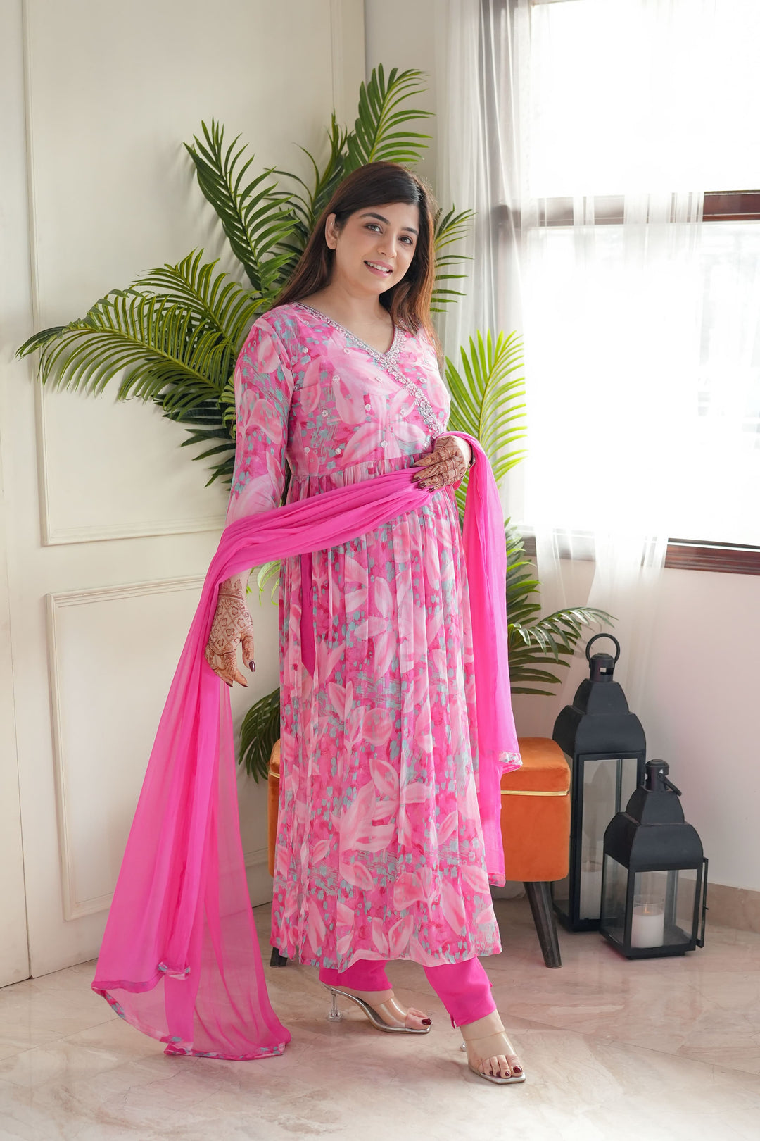 Elegant Pink Georgette Salwar Kameez with Floral Print | Stylish Ethnic Wear