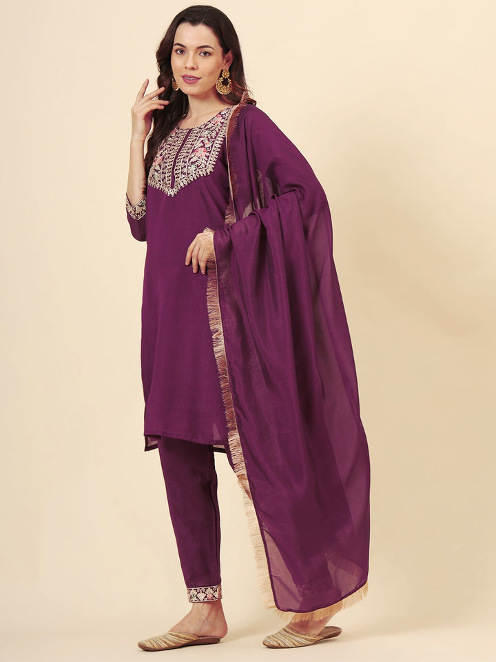 Elegant Vichitra Silk Salwar Kameez with Designer Embroidery Work | Perfect for Festive and Wedding Occasions!