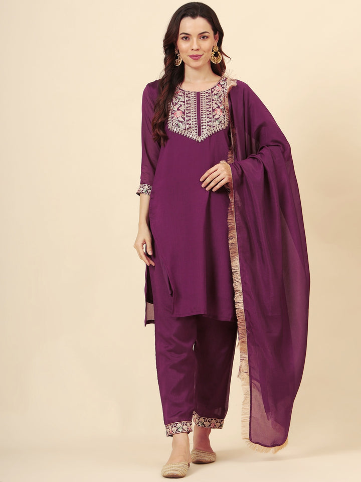 Elegant Vichitra Silk Salwar Kameez with Designer Embroidery Work | Perfect for Festive and Wedding Occasions!