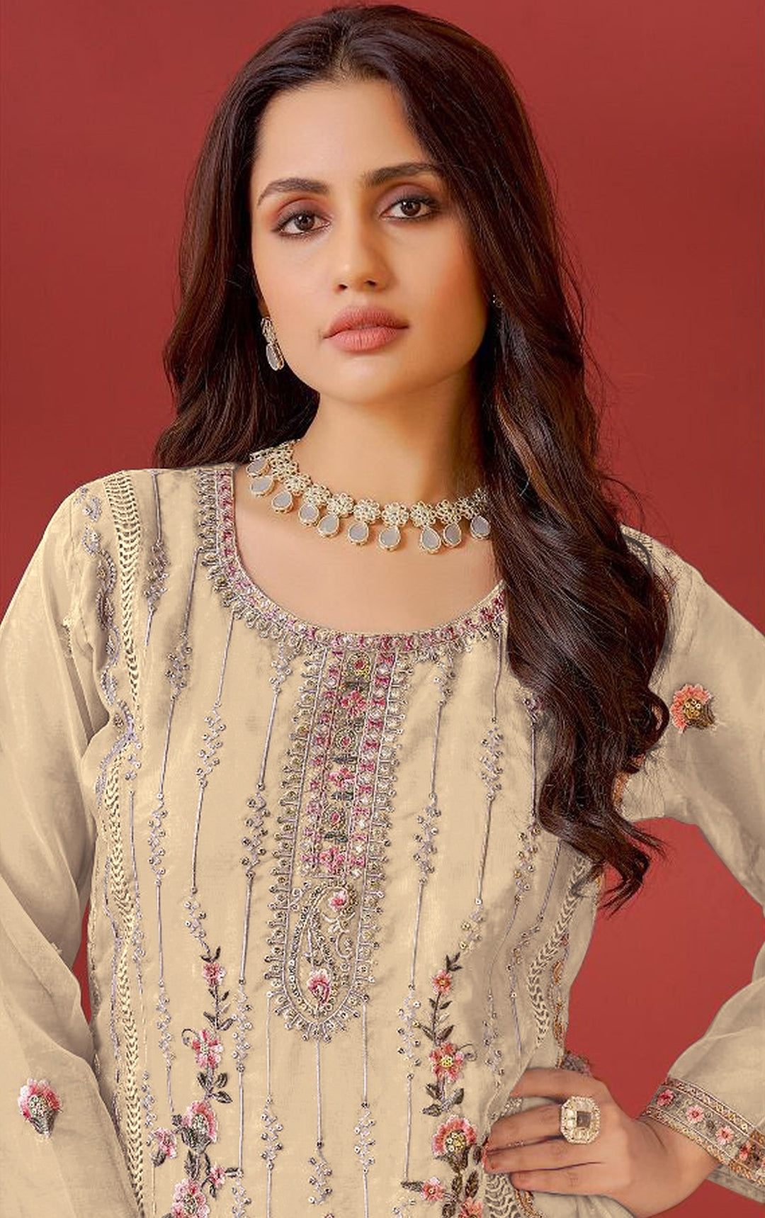 Luxurious Organza Salwar Kameez with Fine Embroidery | Stylish Ethnic Wear for Women