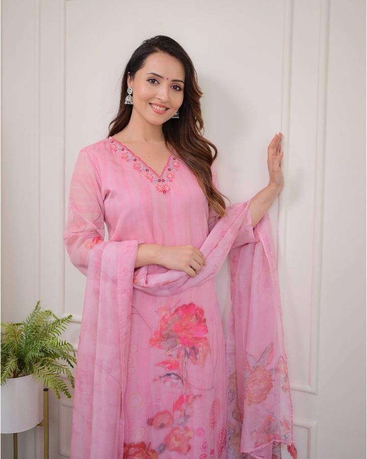 Elegant Organza Salwar Kameez with Floral Print and Delicate Embroidery | Perfect for Ethnic Wear