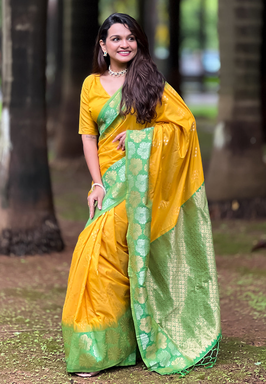 Designer Soft Silk  Saree | Beautified with Weaving Dual Jari Designer Work