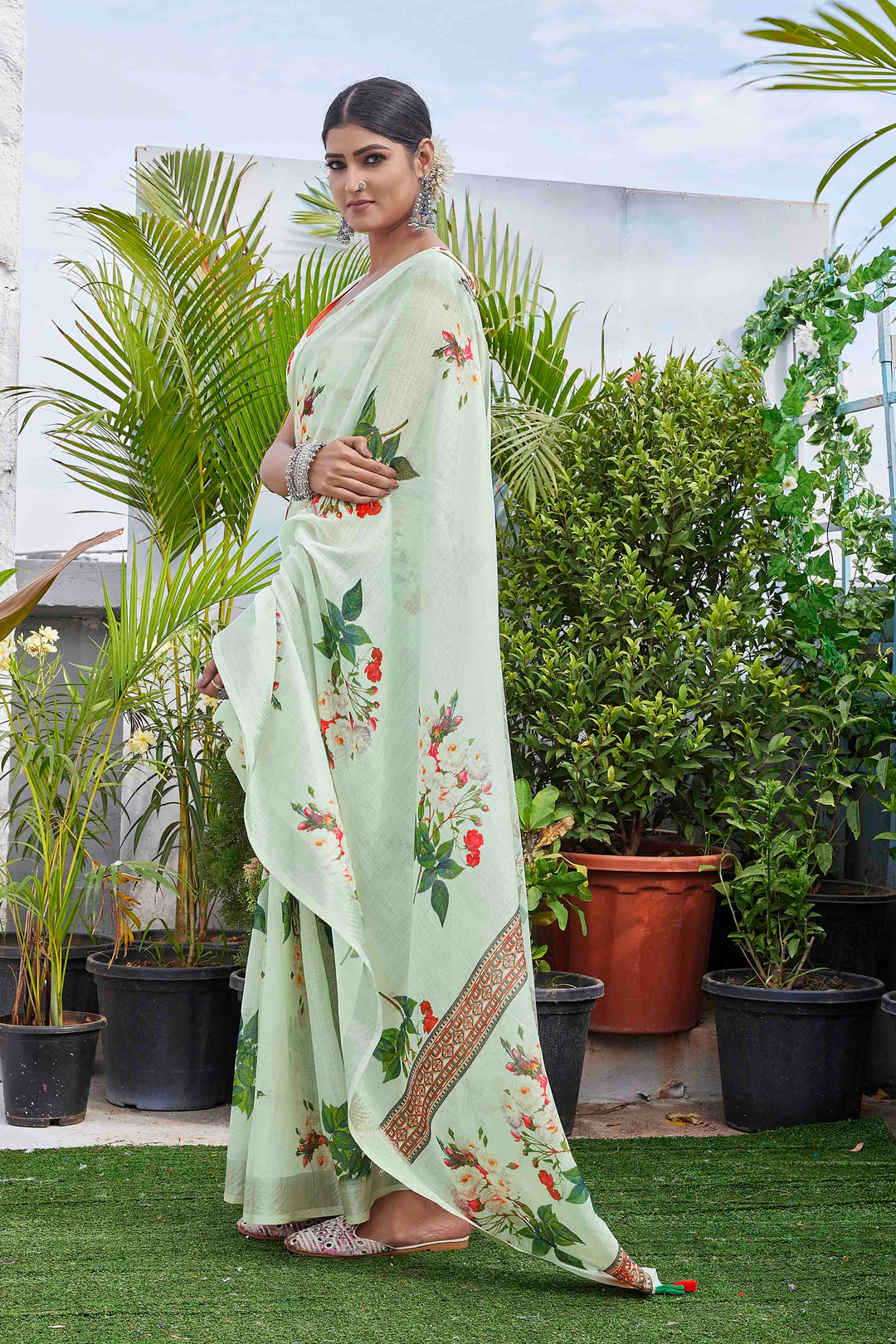 Elegant Linen-Blend Saree | Silk Top & Bottom | Digital-Printed for Events