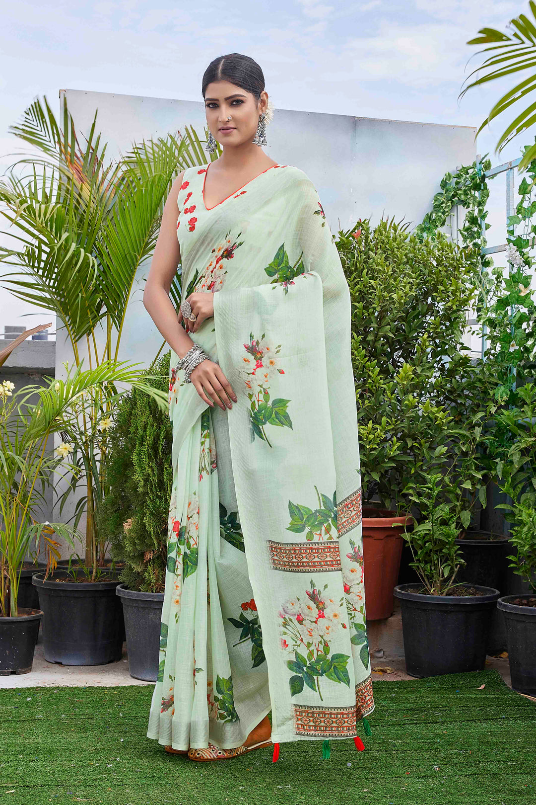 Elegant Linen-Blend Saree | Silk Top & Bottom | Digital-Printed for Events