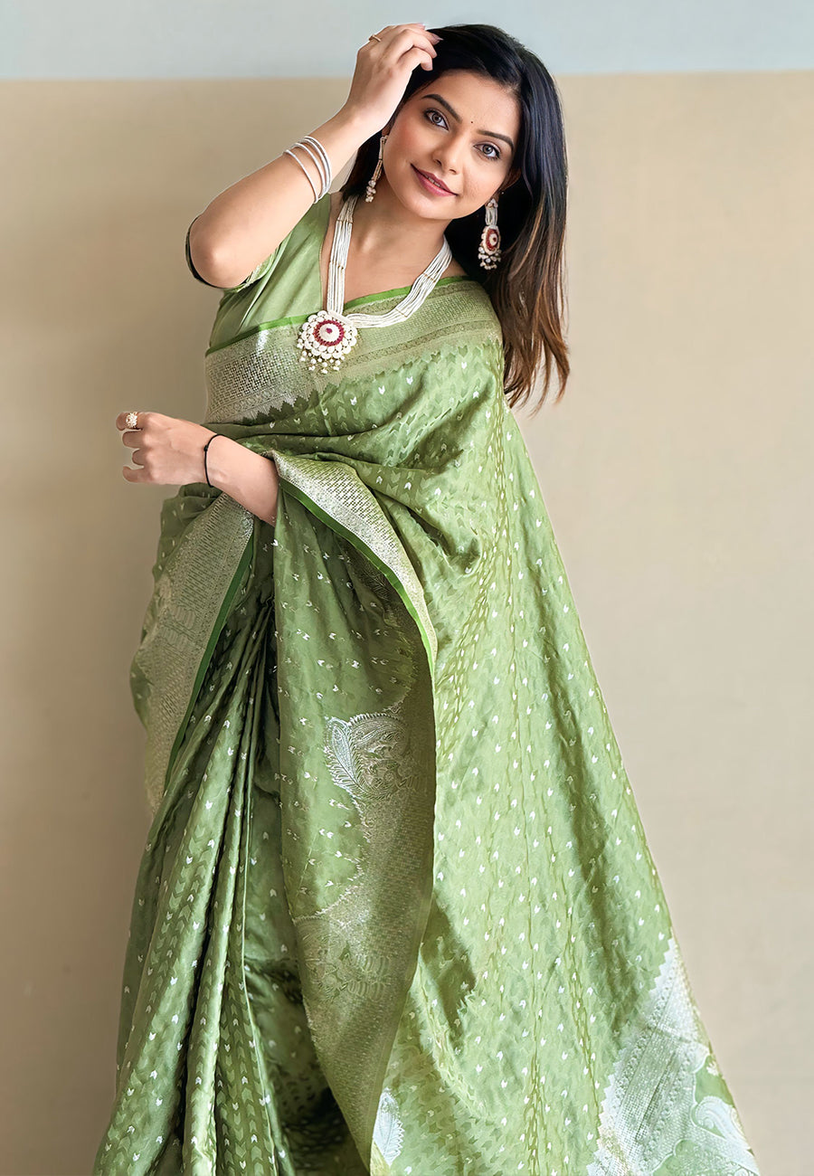 Stunning Banarasi Silk Saree | Crafted for Timeless Elegance