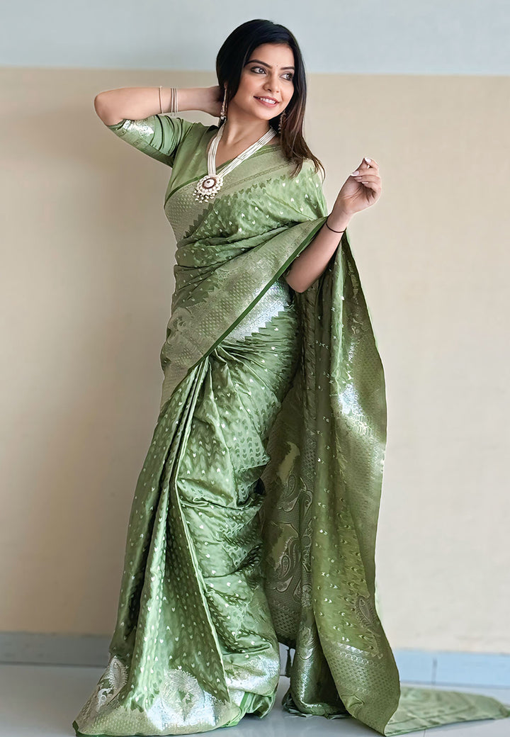 Stunning Banarasi Silk Saree | Crafted for Timeless Elegance