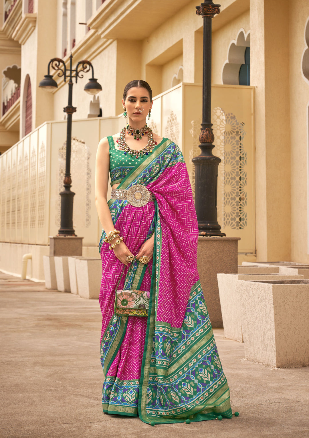 Elegant Weaving Jari Designer Patola Saree | Silk Blend for Special Events