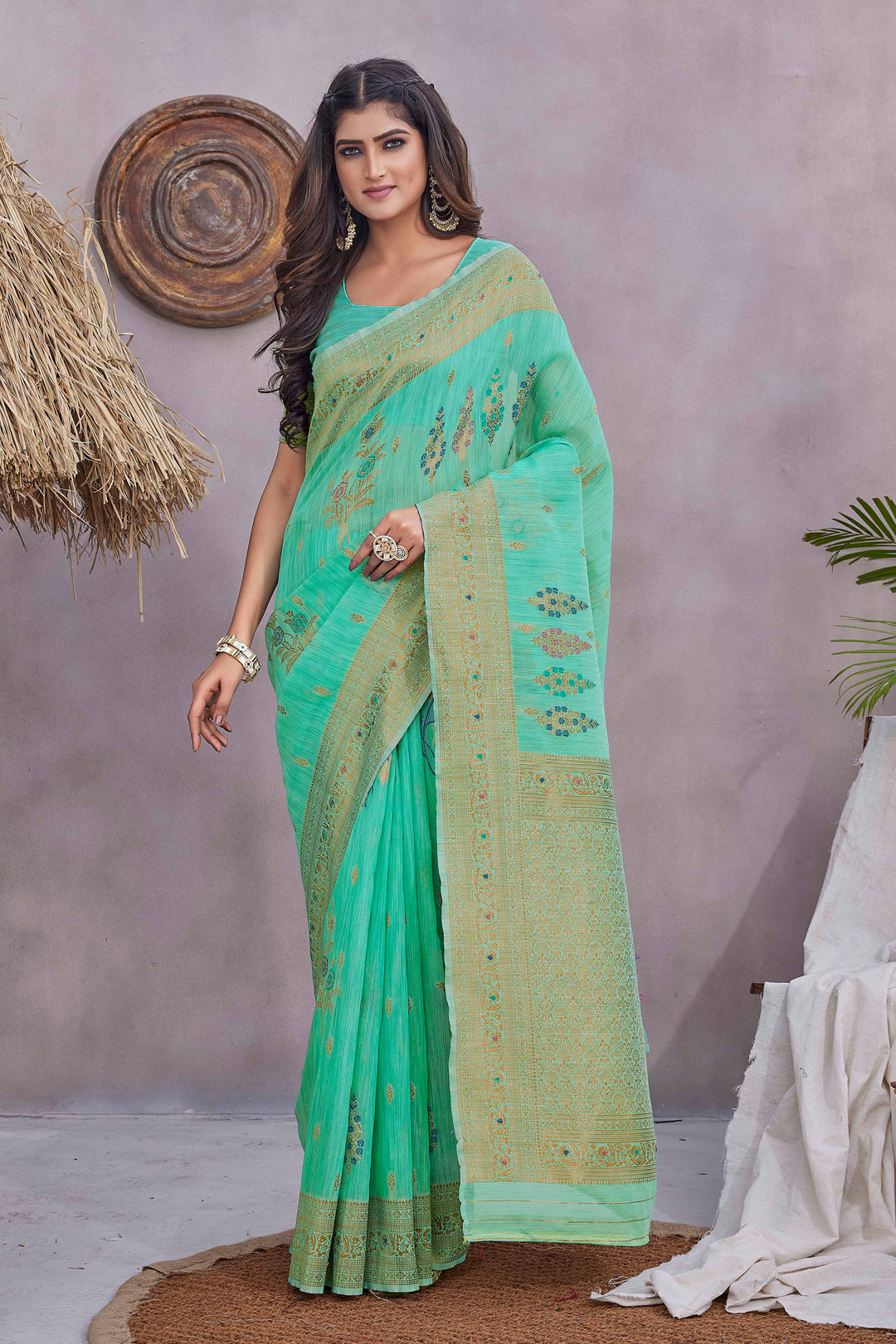 Linen Saree with Woven Jacquard Design | Perfect for Weddings & Festive Events