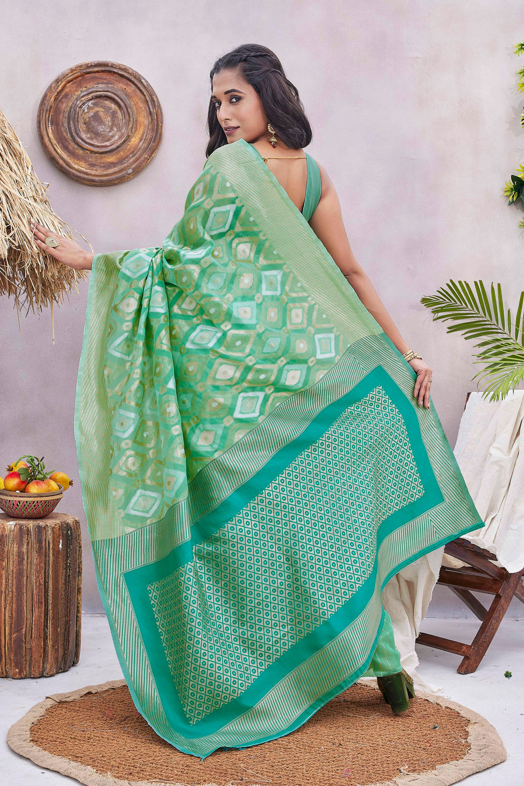 Elegant Silk-Blend Saree | Designer Woven Jacquard | Perfect for Weddings