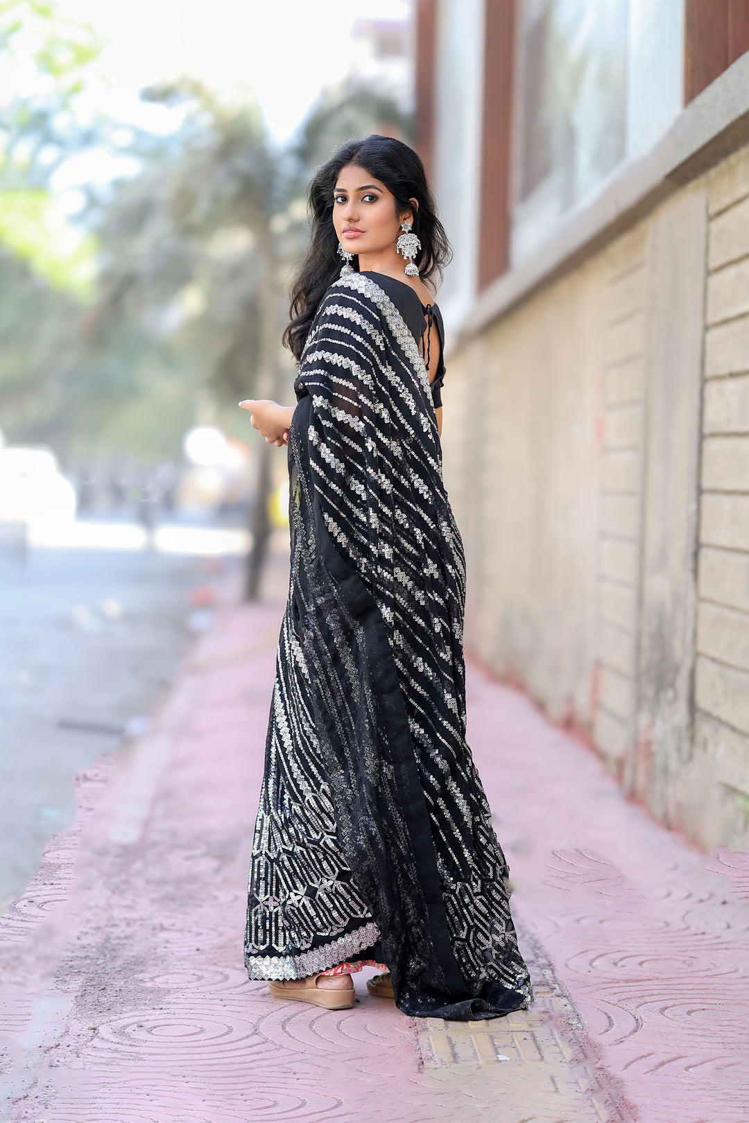 Georgette Saree with Sequins Embroidery | Chic Mono-Banglori Blouse for Weddings