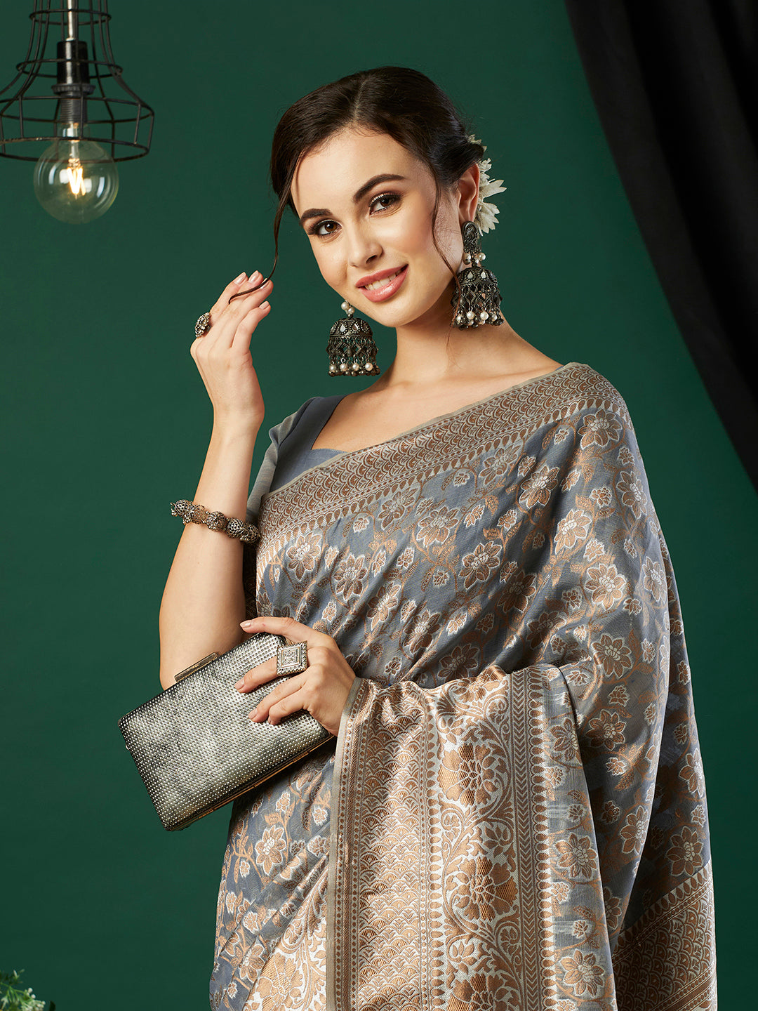 Linen Saree with Woven Jacquard Design | Perfect for Weddings and Festive Events