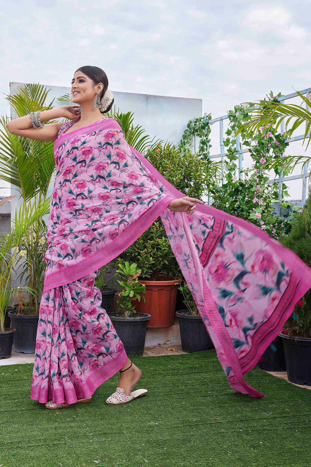 Designer Linen-Blend Saree | Digital Printed for Weddings and Festive Events