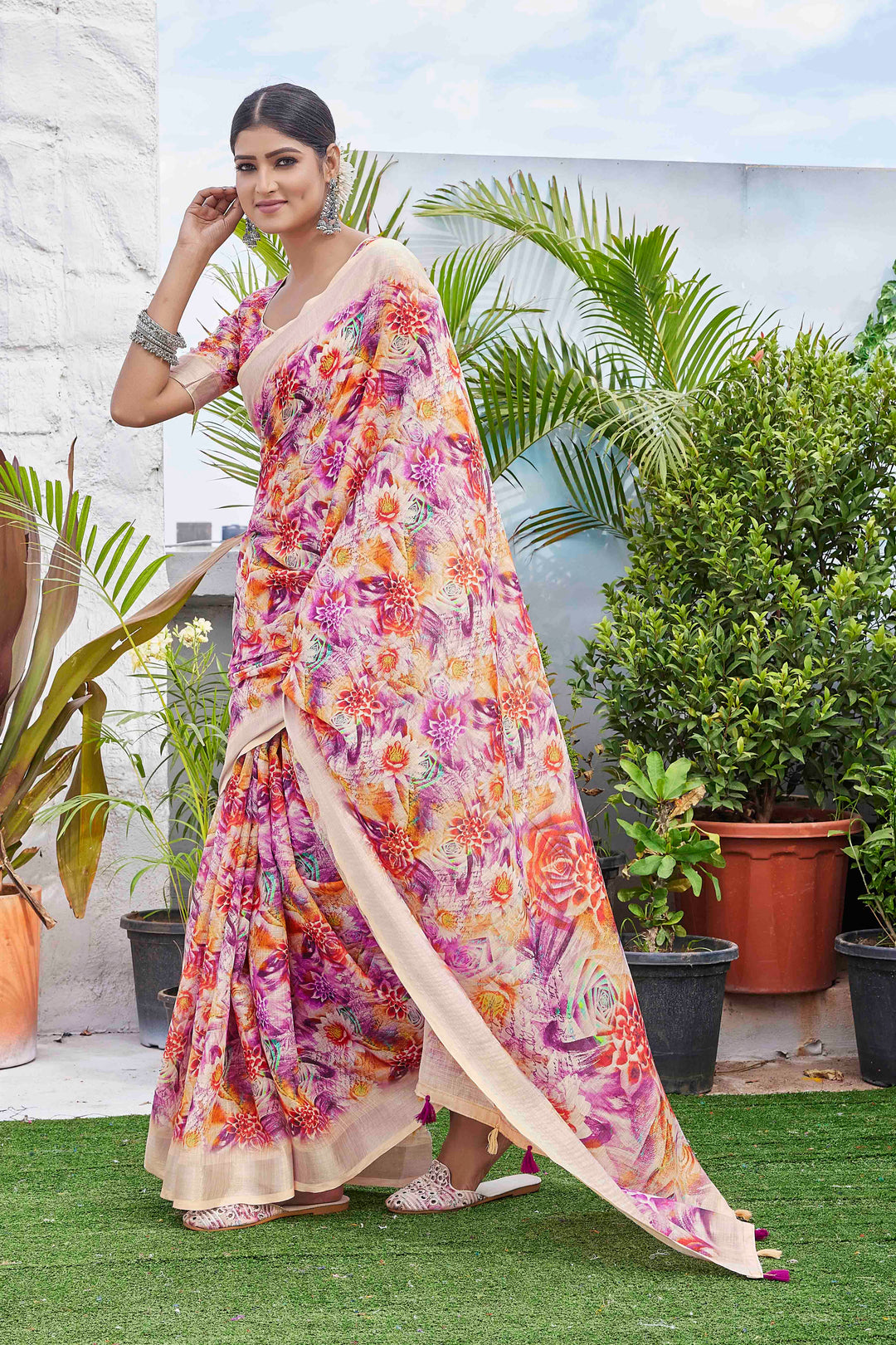 Designer Digital Printed Linen-Blend Saree for Special Events | Elegant Look