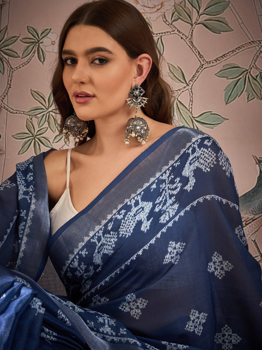 Designer Digital Printed Linen Blend Saree for Special Events | Elegant Tradition