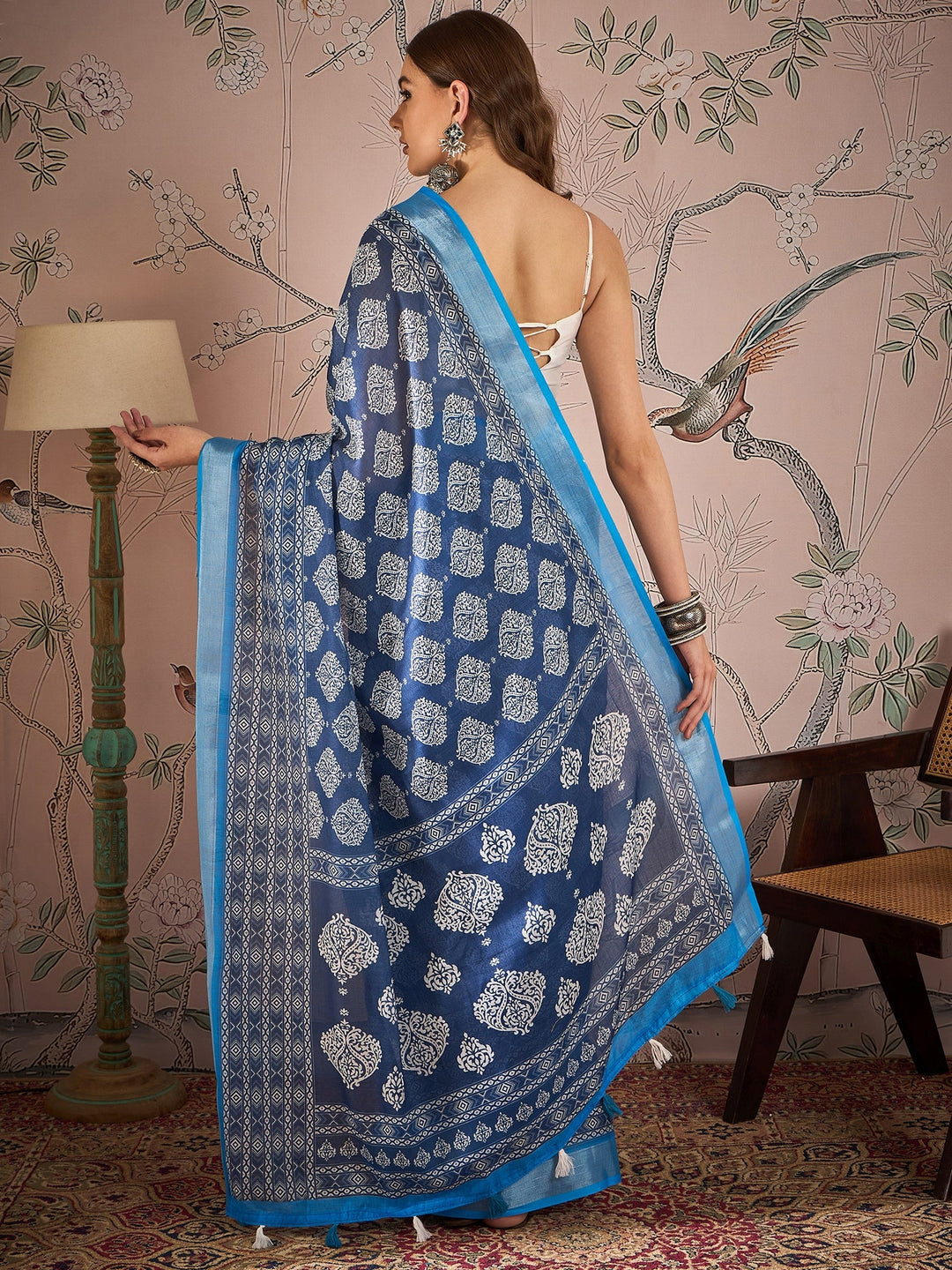 Designer Linen-Blend Saree | Digital Printed for Weddings & Special Events