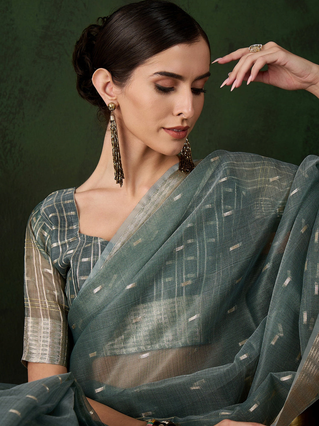 Elegant Khadi-Organza Saree with Jacquard Work | Special Event & Wedding Ready