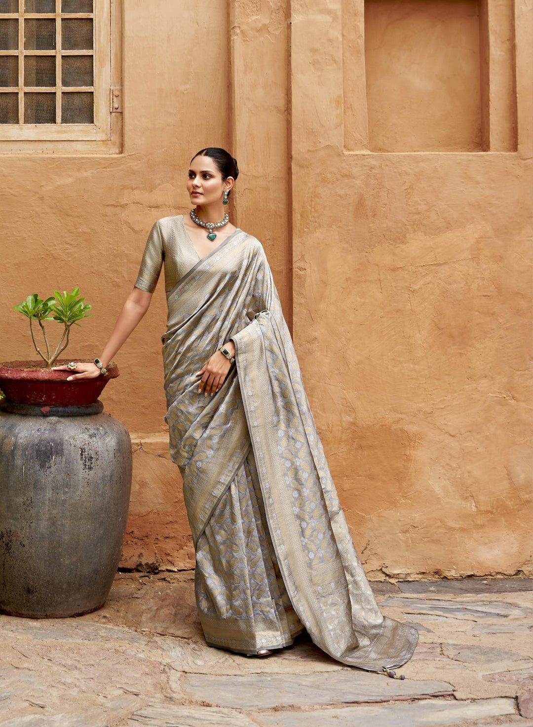 Elegant Viscose-Silk Saree with Brocade Work | Perfect for Weddings & Events