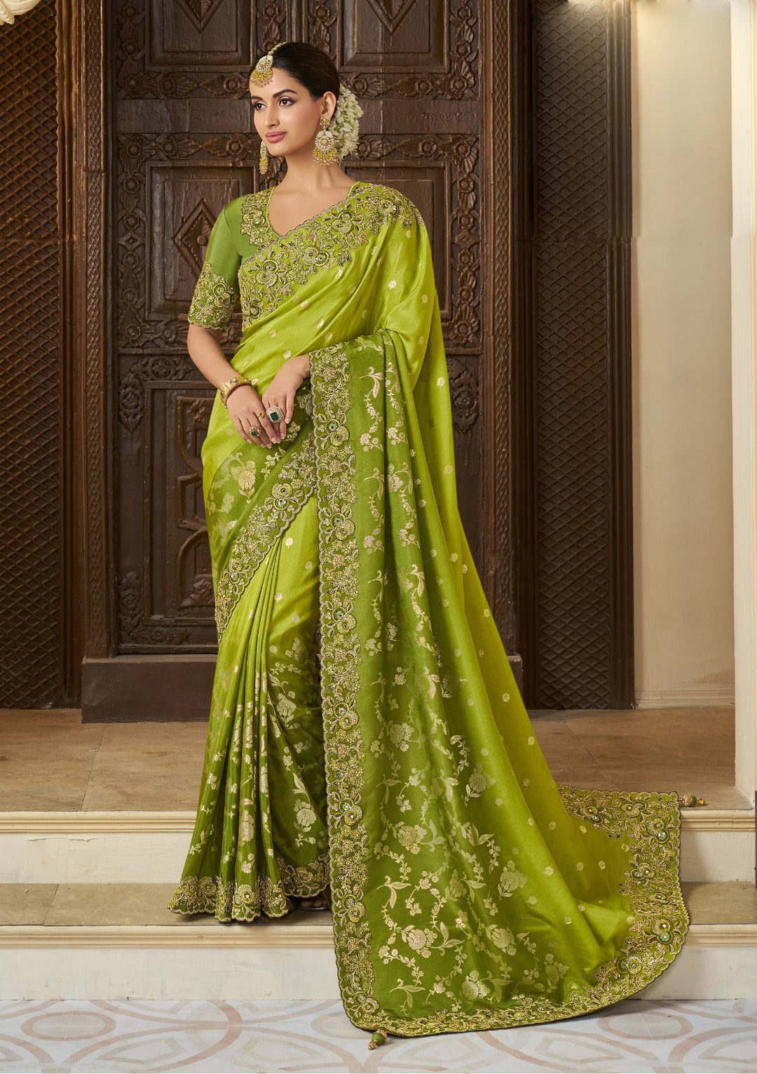 Elegant Viscose-Tissue Saree | Designer Wevon-Jacquard with Embroidery