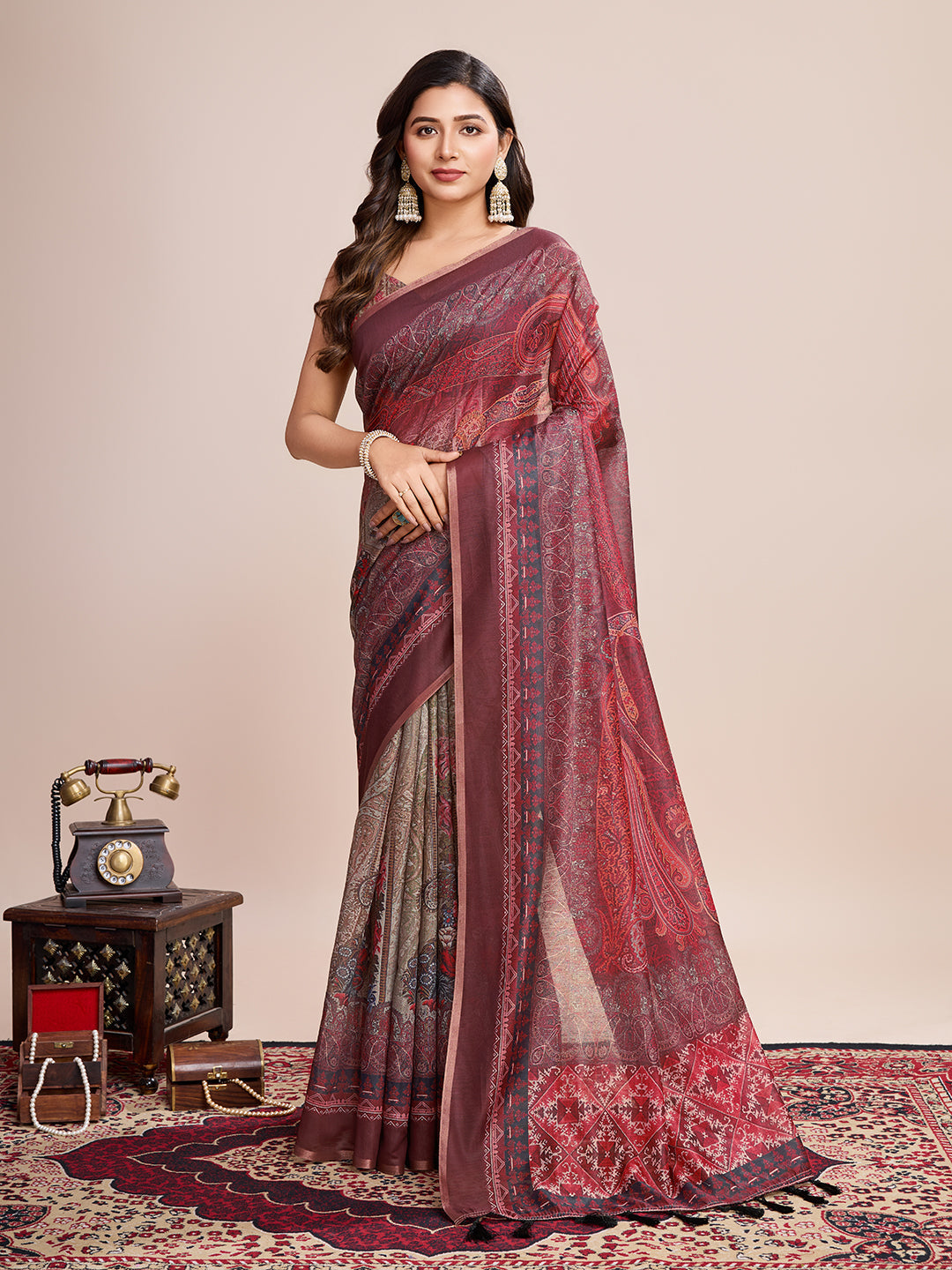 Linen Saree with Jari-Border | Digital Print for Special Events & Weddings