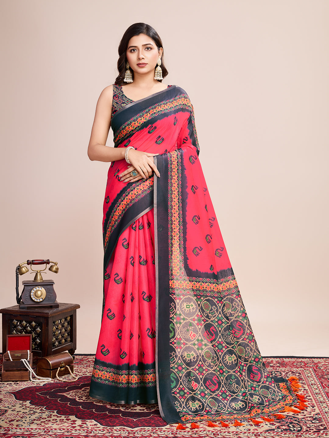 Linen Saree with Jari-Border | Digital Print for Special Events & Weddings