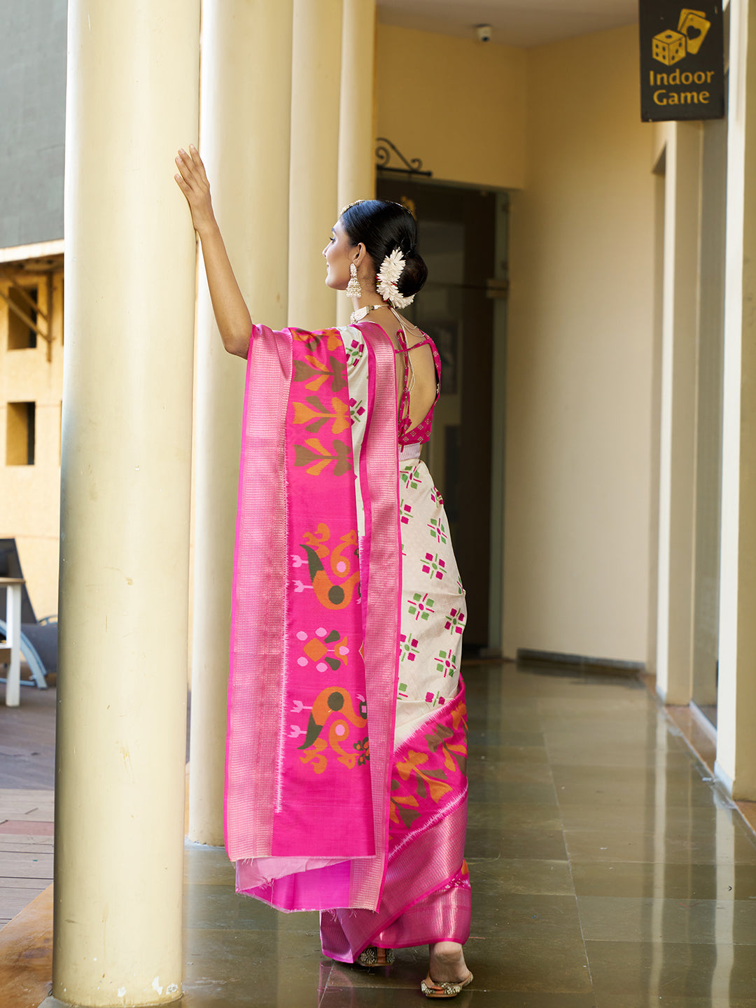 Designer Crepe Saree with Digital Print | Elegant Traditional Wear for Weddings