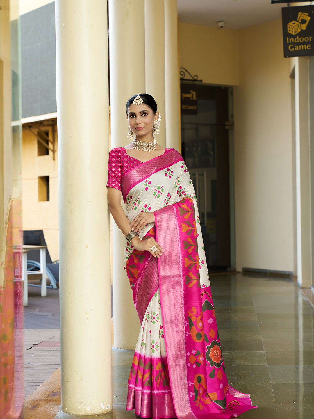 Designer Crepe Saree with Digital Print | Elegant Traditional Wear for Weddings