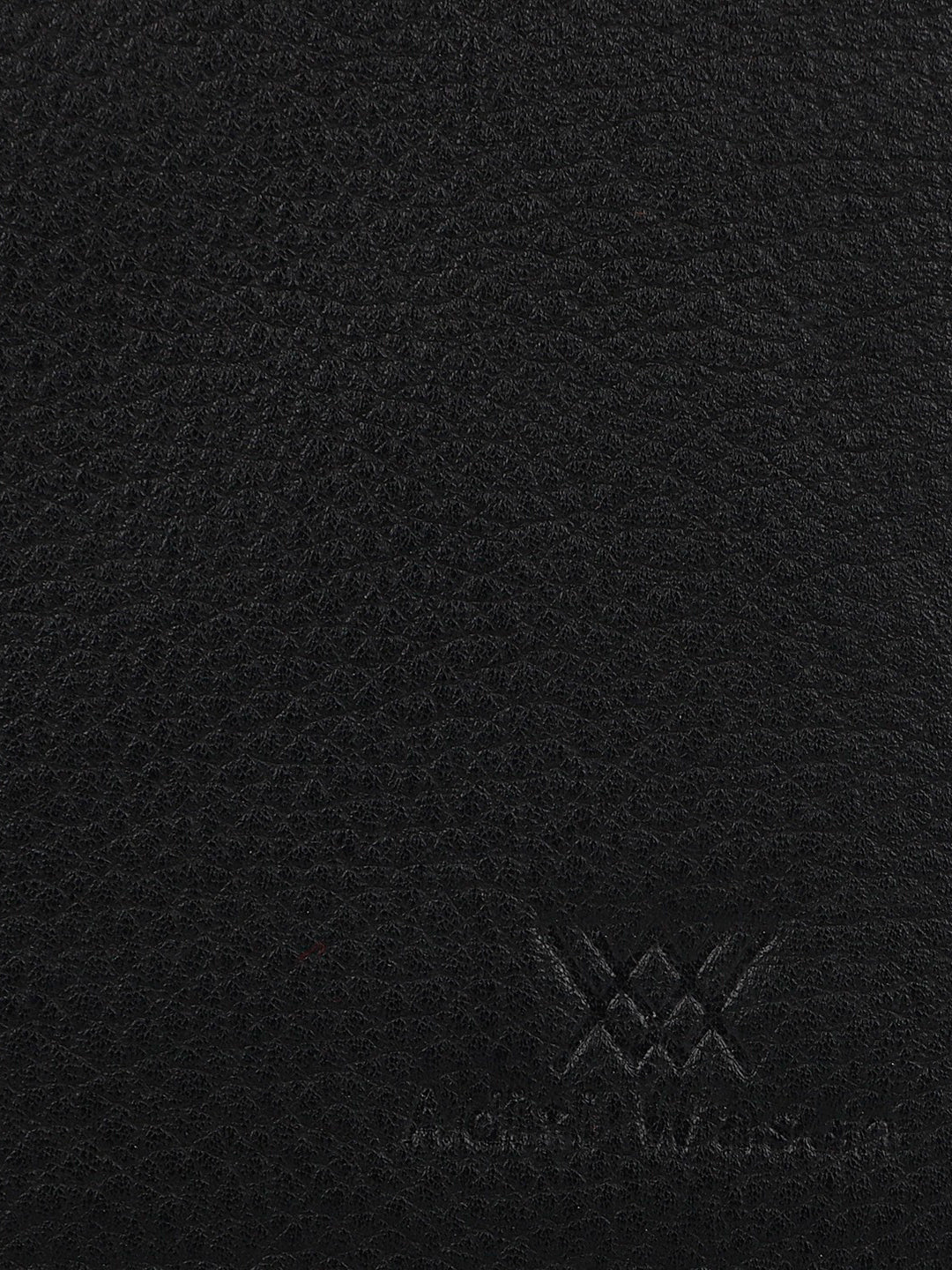 Black bi-fold Wallet