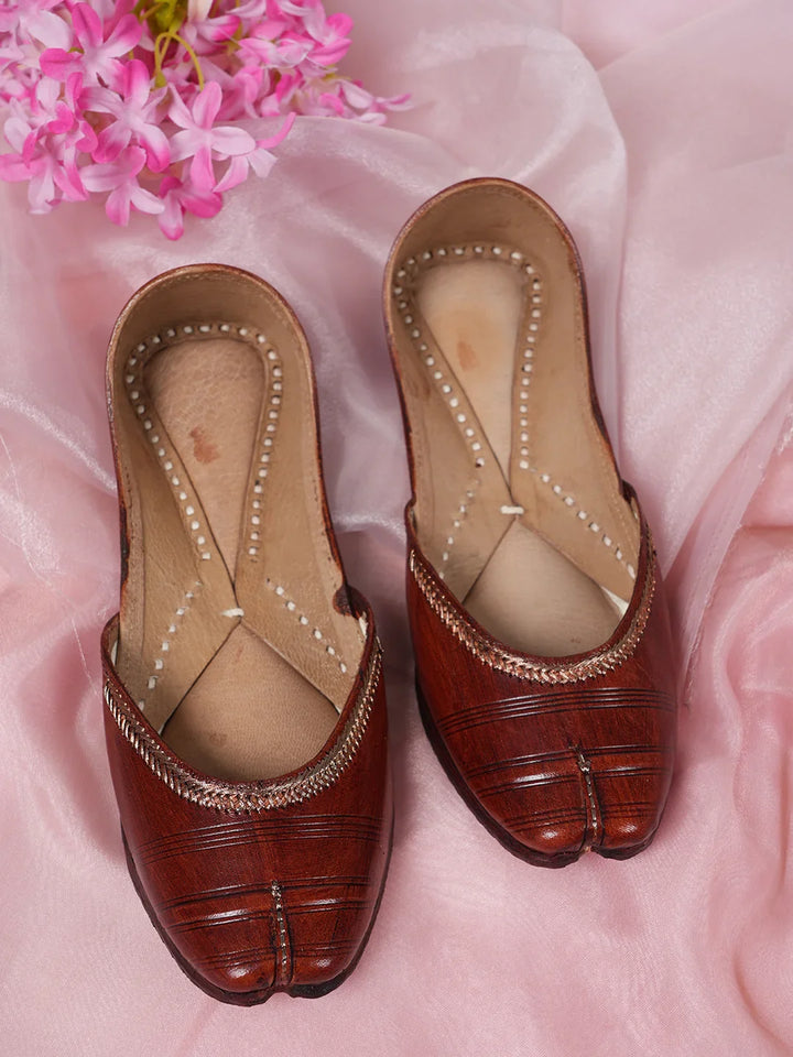 Handcrafted Brown Leather Jutti | Comfortable and Elegant Design