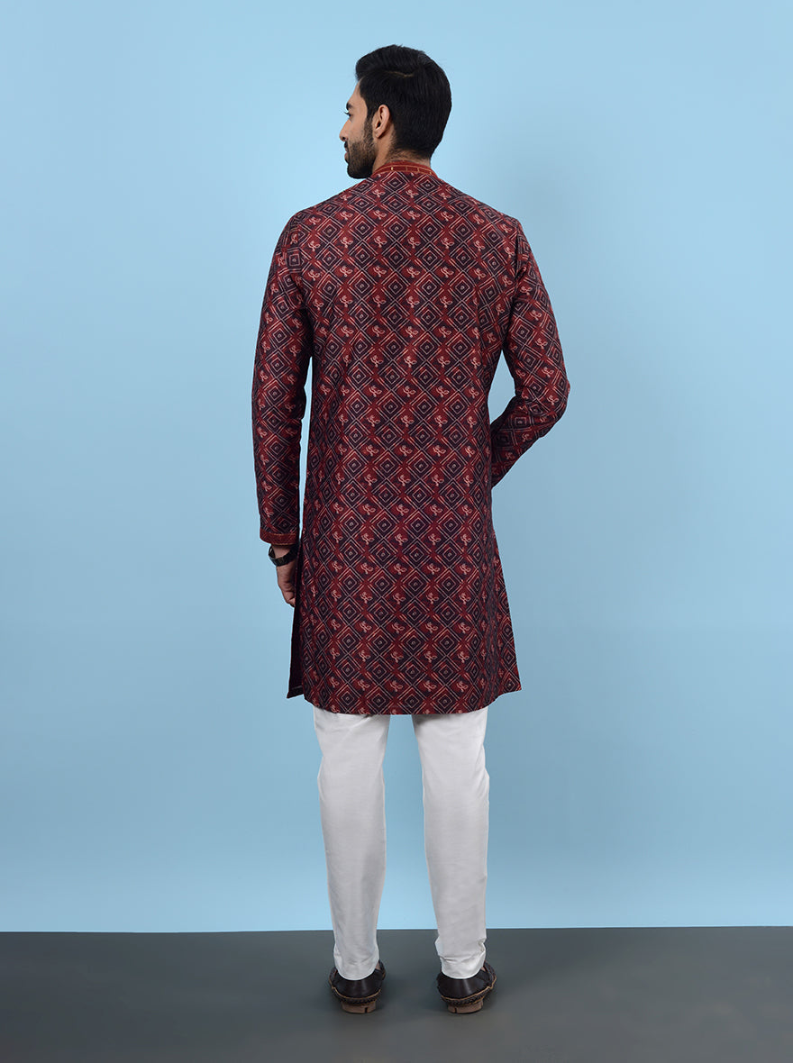 Perfect for special events, this Maroon Kurta Pajama adds sophistication to any occasion.