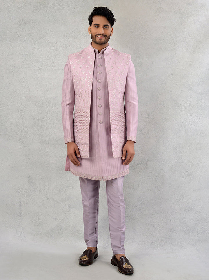 Experience modern charm with our Pink Indo Western attire, perfect for blending style and tradition in the USA.