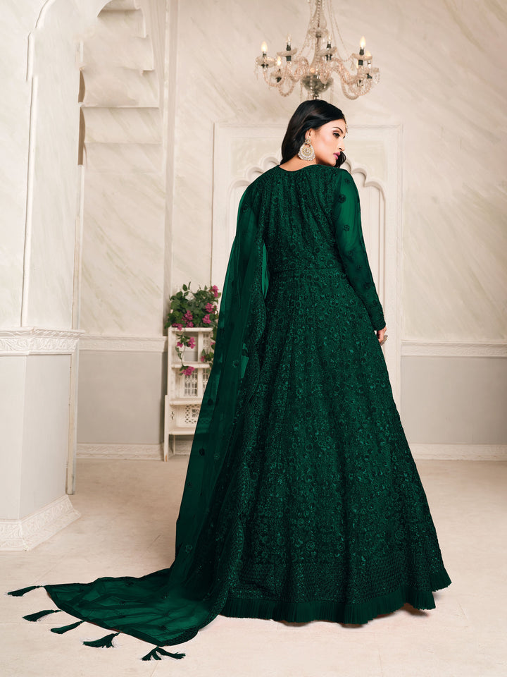 Chic dark green salwar suit showcasing beautiful craftsmanship, designed for modern women celebrating special occasions in the USA.