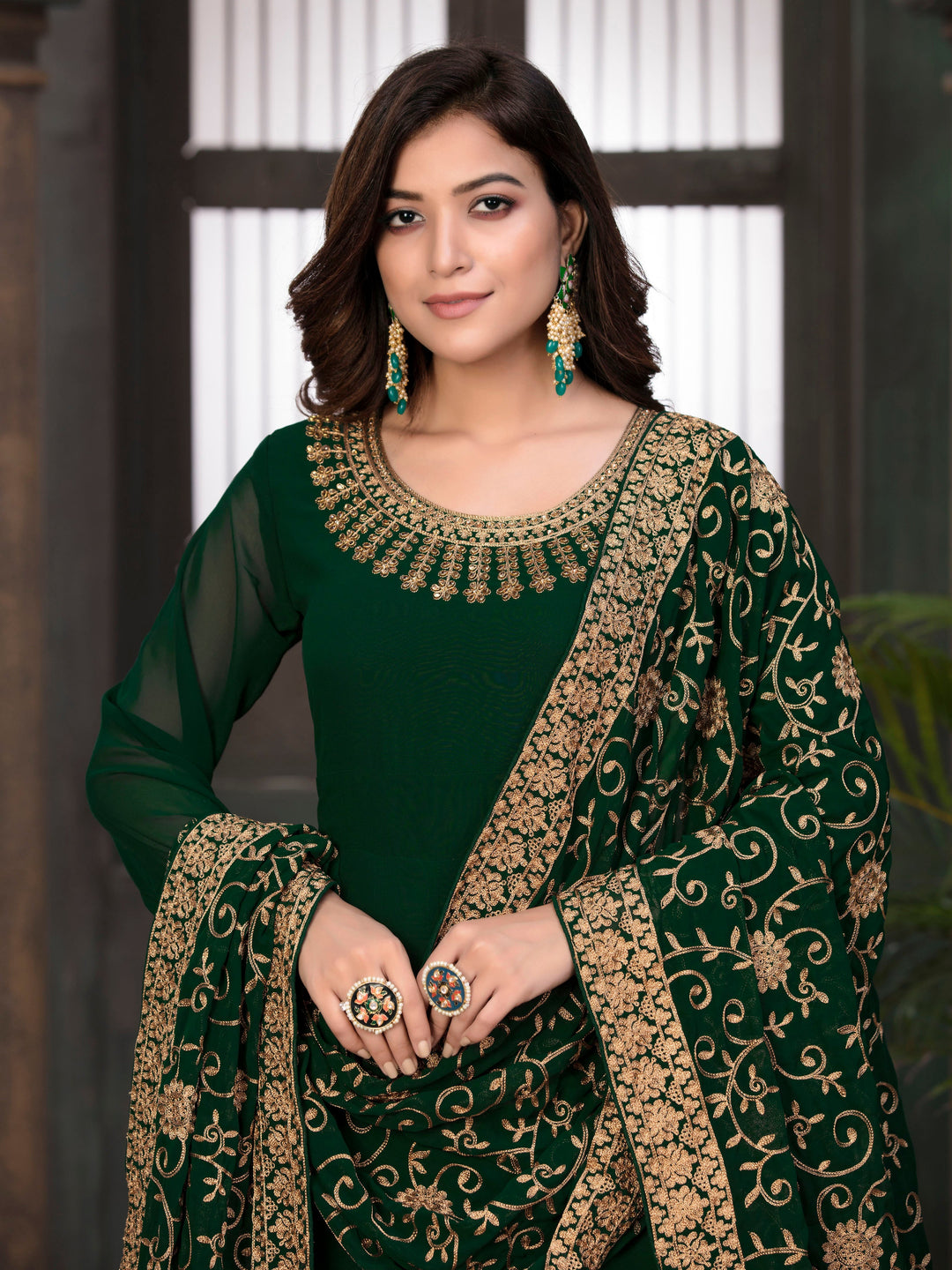 Beautifully crafted green salwar kameez set, ideal for weddings and gatherings with luxurious fabric and stylish fit.