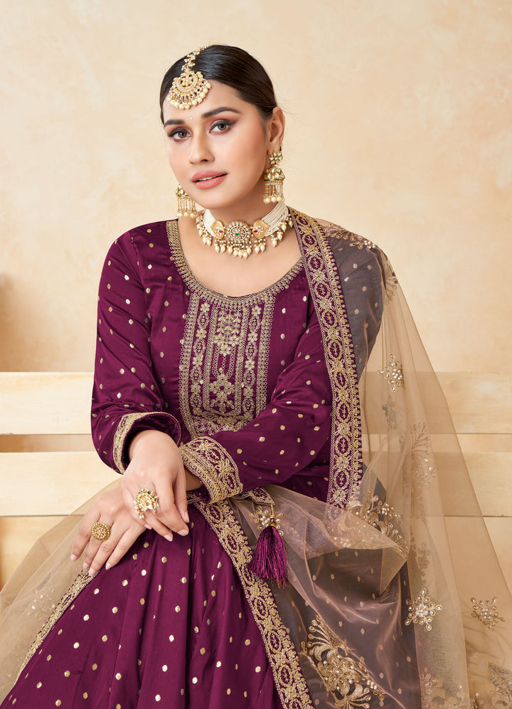 Chic magenta salwar kameez designed for modern women, perfect for cultural gatherings in the USA.