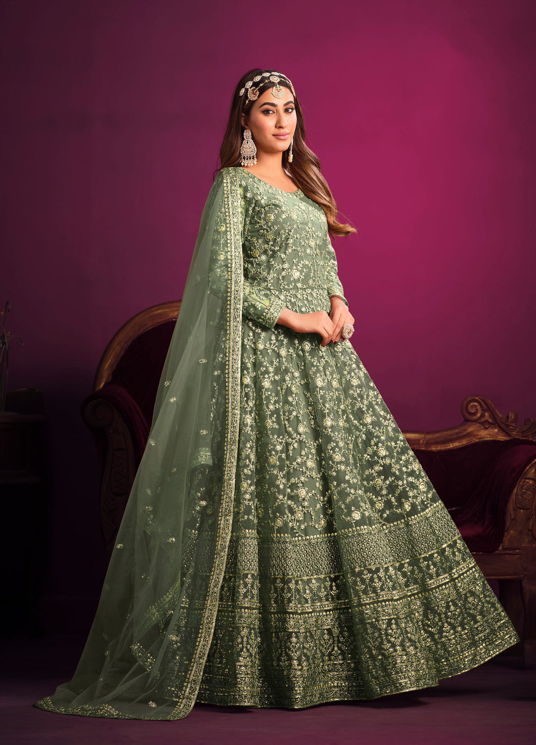 Chic khakhi green salwar kameez designed for modern women, ideal for festive gatherings and cultural events in the USA.