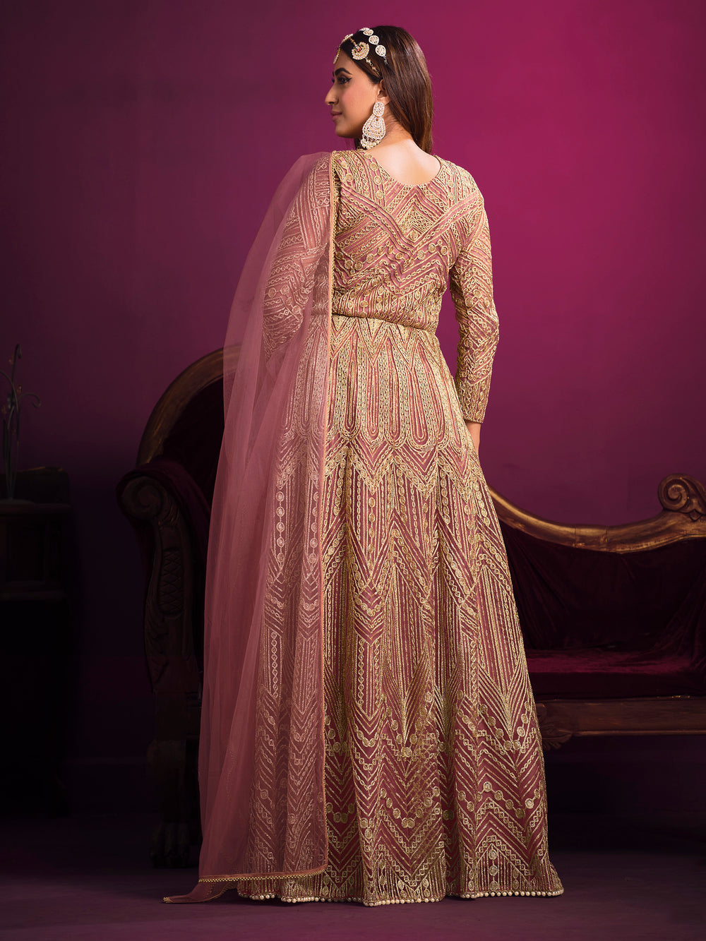 Chic dusty pink salwar kameez designed for modern women, perfect for festive occasions and cultural events in the USA.