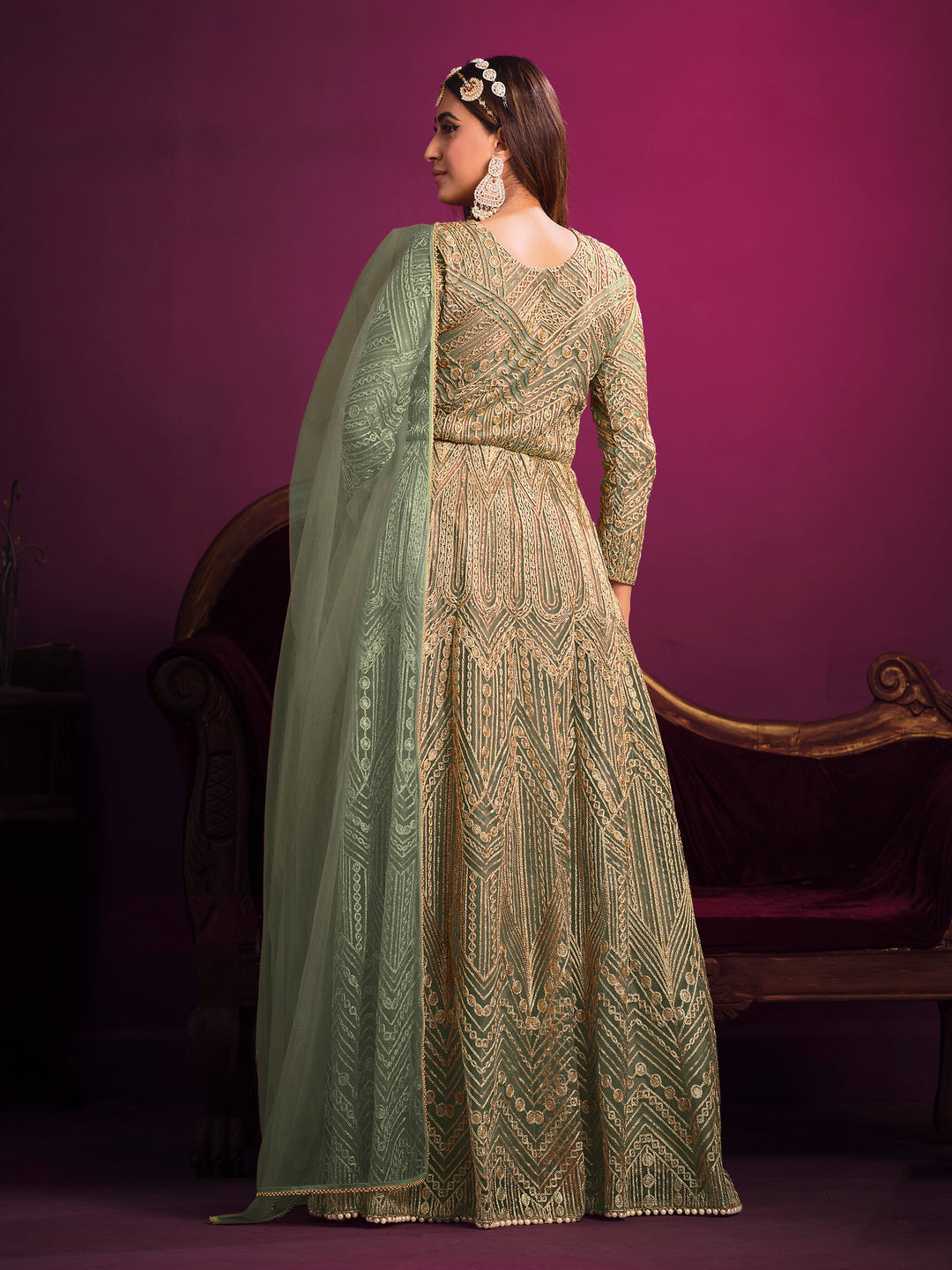 Chic sea green salwar kameez designed for modern women, ideal for celebrations and cultural events in the USA.