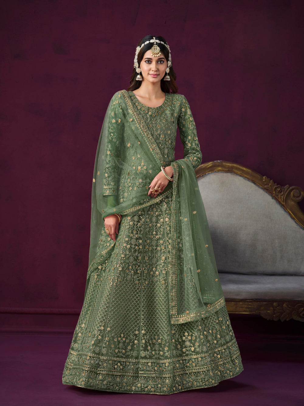 Stylish mehendi salwar kameez designed for modern women, perfect for celebrations.