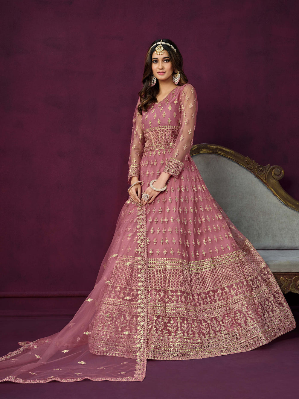 Chic pink salwar kameez designed for modern women, perfect for celebrations.